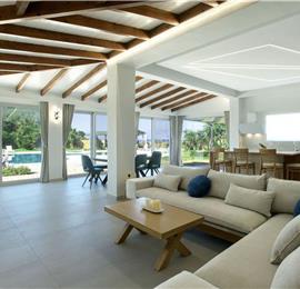 3 bedroom seaside villa with pool & jacuzzi, near Acharavi, sleeps 6